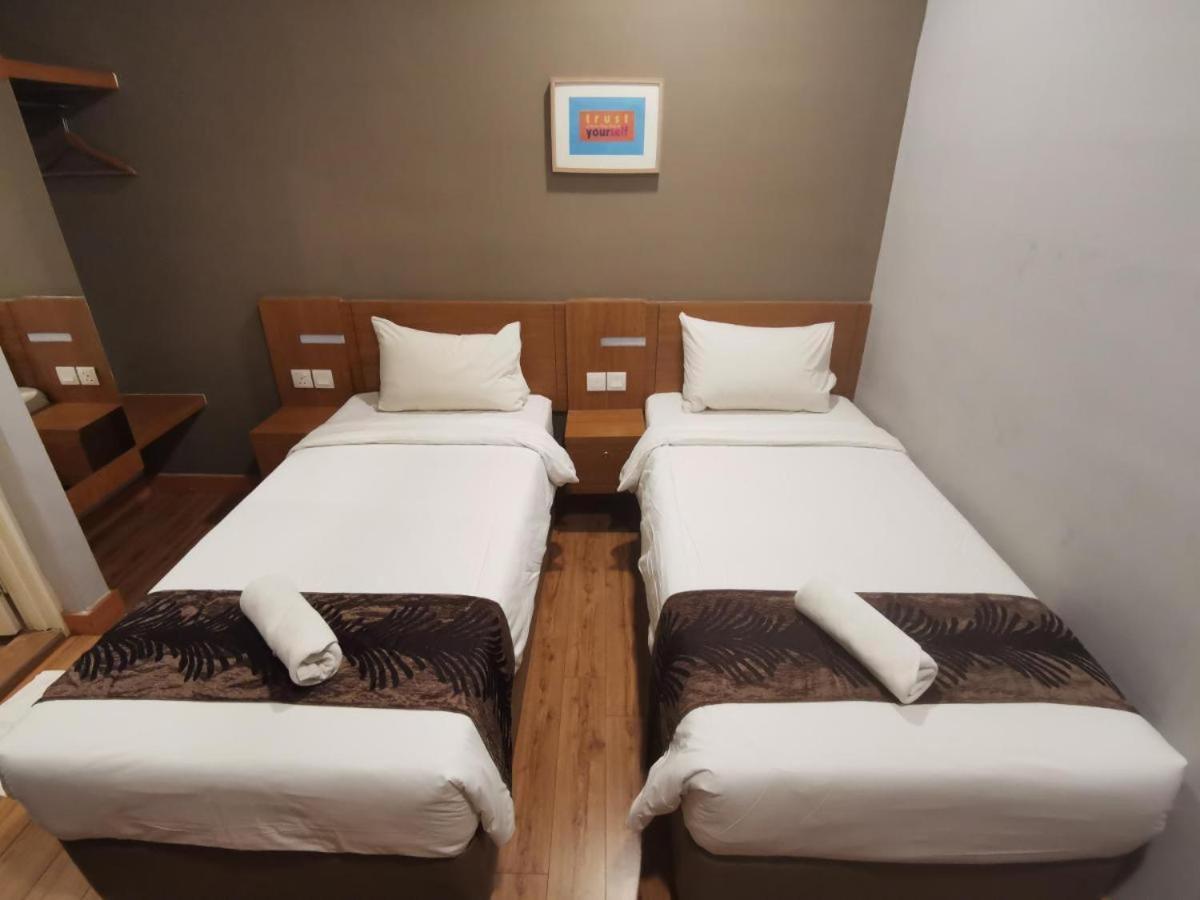 Golden Leaf Boutique Hotel Nusa Idaman Formerly Known As Ariana Hotel Johor Bahru Esterno foto