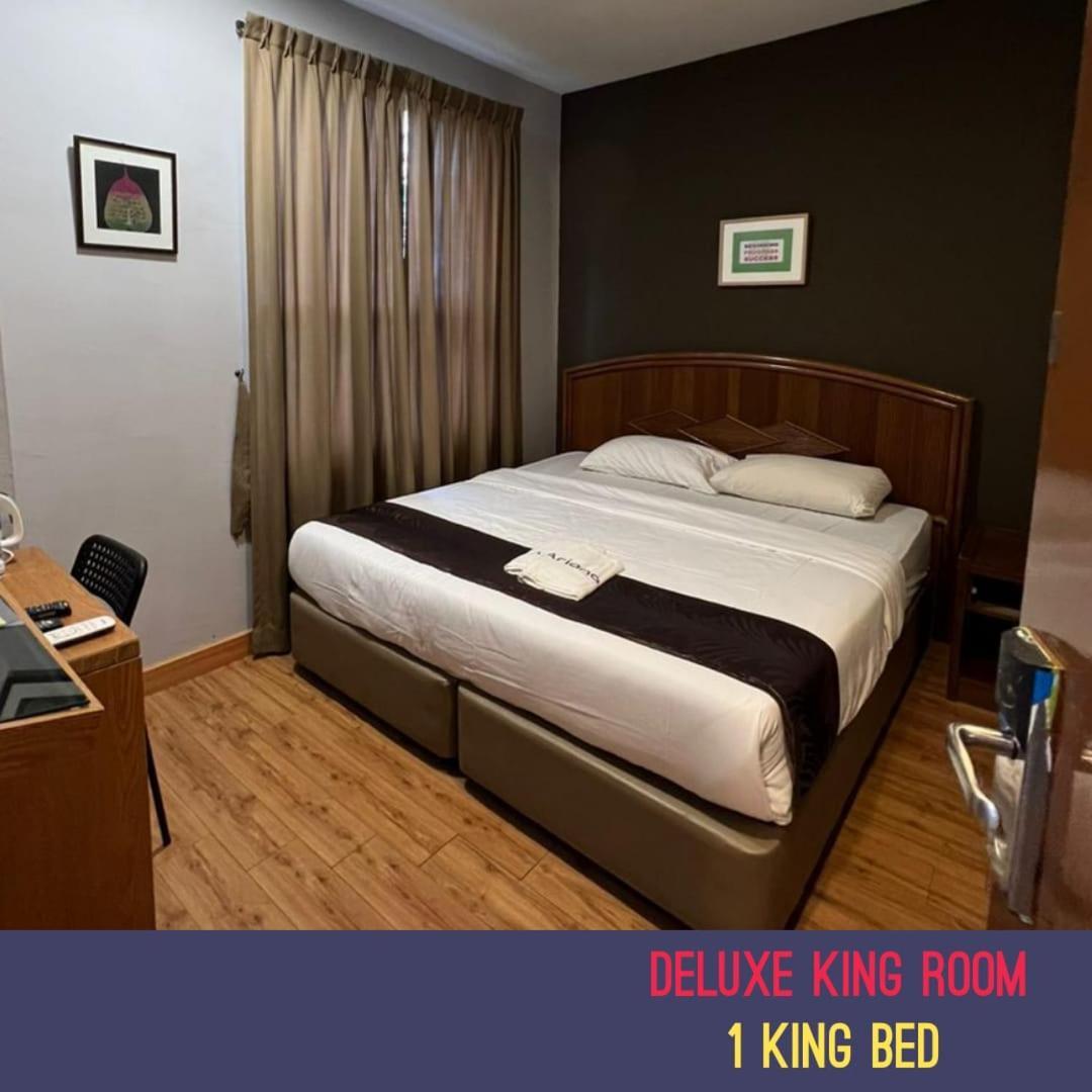 Golden Leaf Boutique Hotel Nusa Idaman Formerly Known As Ariana Hotel Johor Bahru Esterno foto