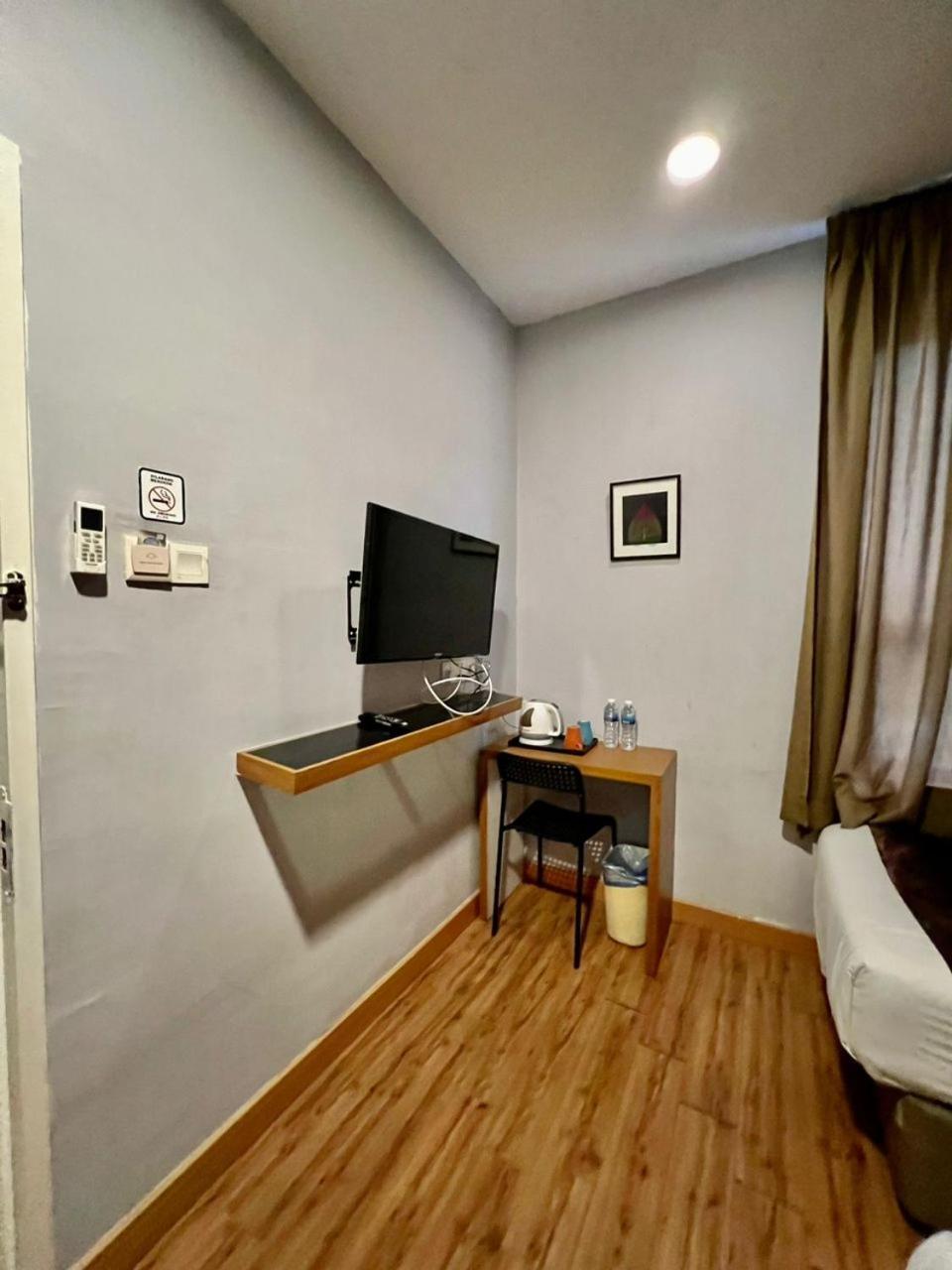 Golden Leaf Boutique Hotel Nusa Idaman Formerly Known As Ariana Hotel Johor Bahru Esterno foto