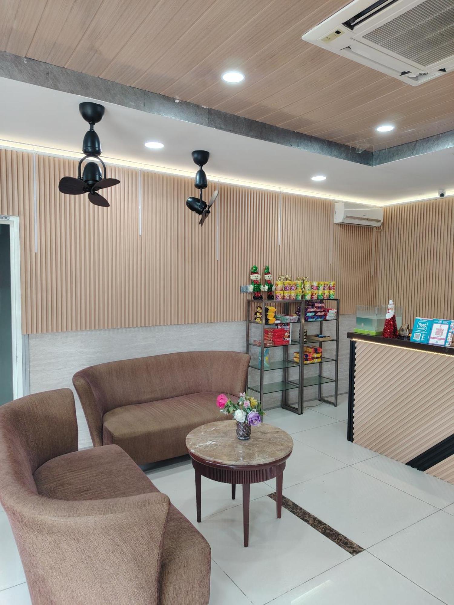 Golden Leaf Boutique Hotel Nusa Idaman Formerly Known As Ariana Hotel Johor Bahru Esterno foto