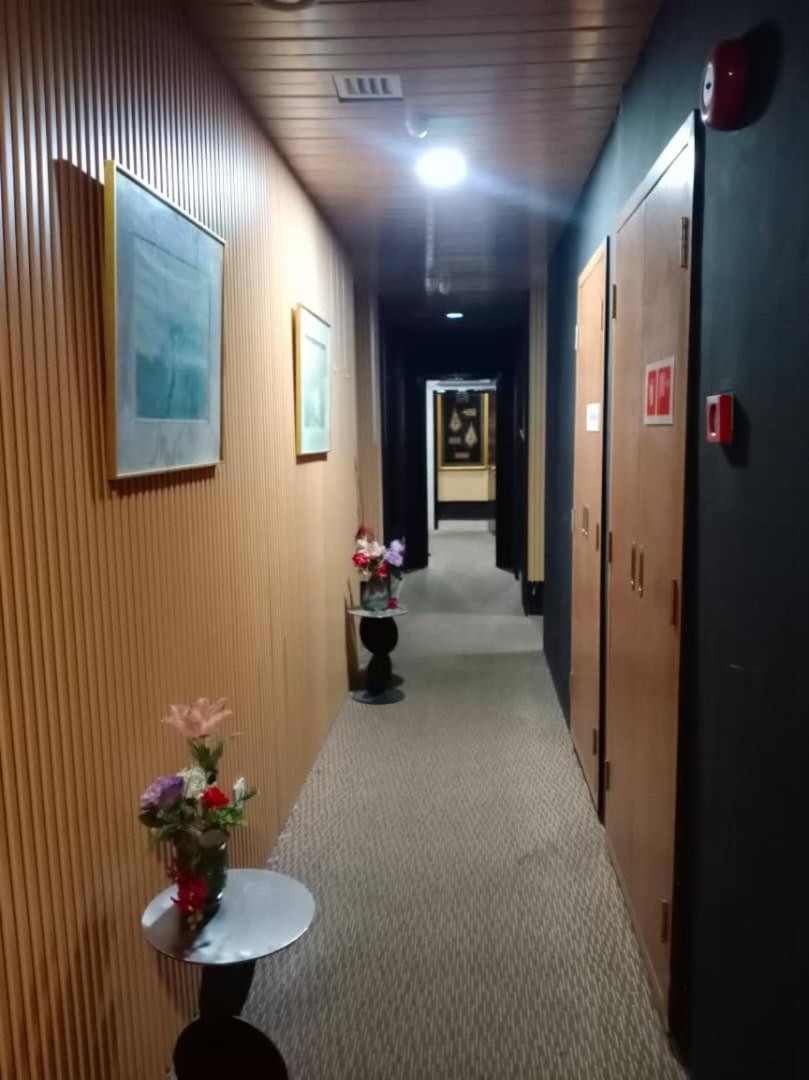 Golden Leaf Boutique Hotel Nusa Idaman Formerly Known As Ariana Hotel Johor Bahru Esterno foto